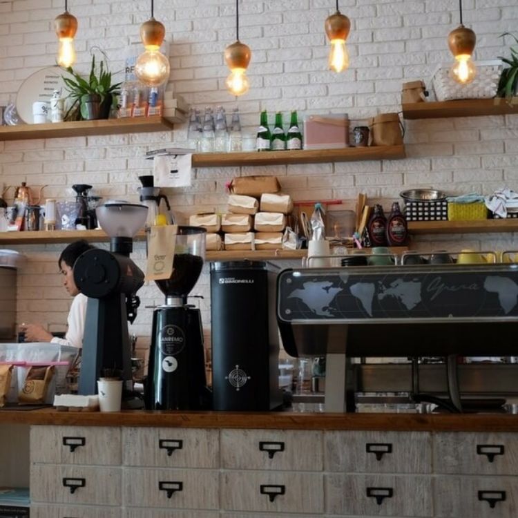 Imagen de Proyecto eléctrico de baja tensión de un bar cafetería con cocina