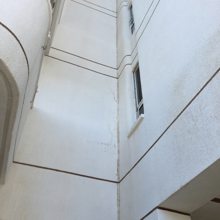 Imagen de Proyecto de rehabilitación de fachada y cubiertas de edificio exento