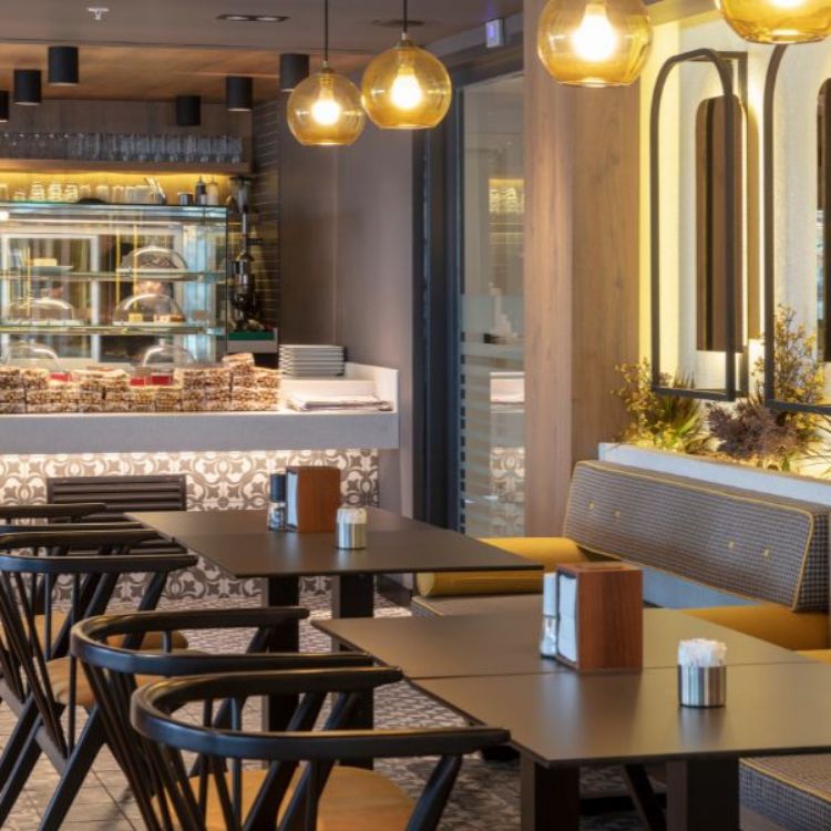 Proyecto de adecuación de local para bar cafetería
